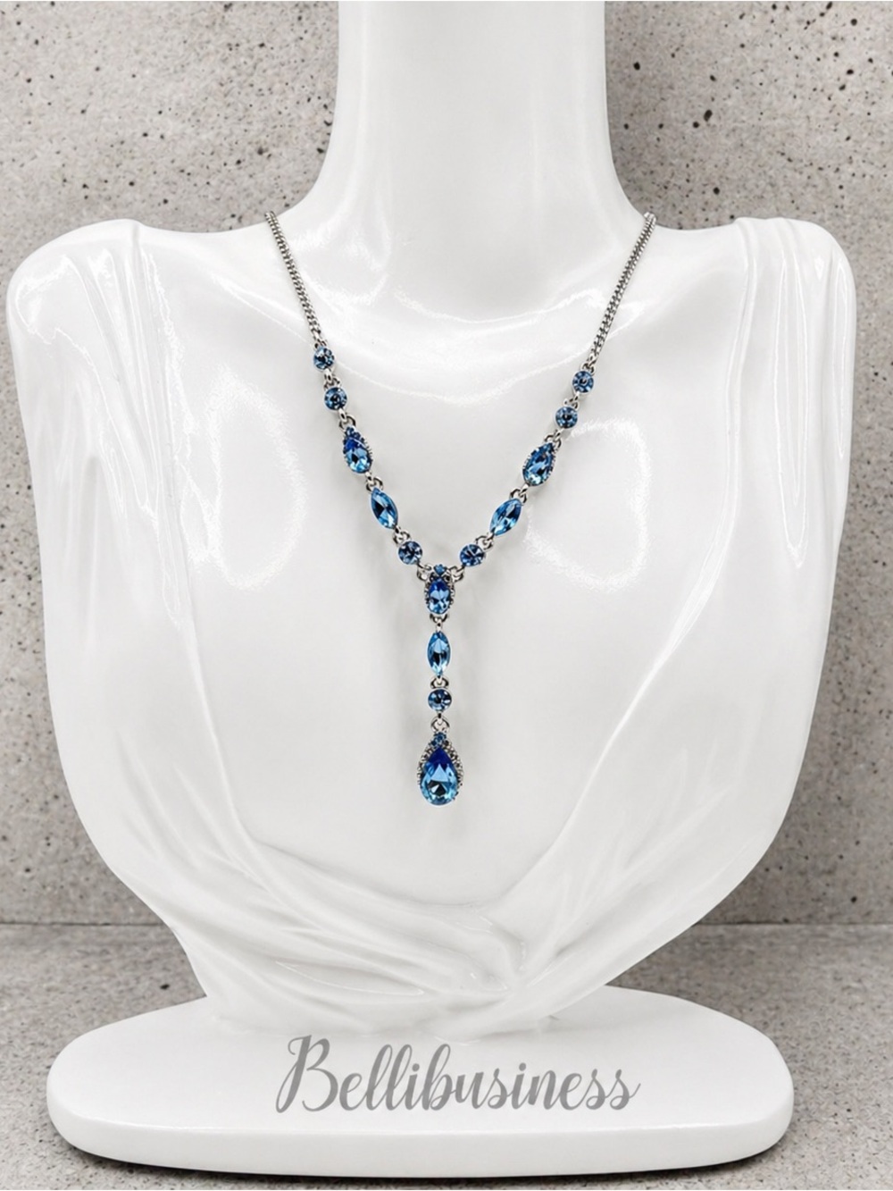 Givenchy Crystal Pear-Shape Lariat Necklace, 16" + 3" extender - Picture 4 of 5